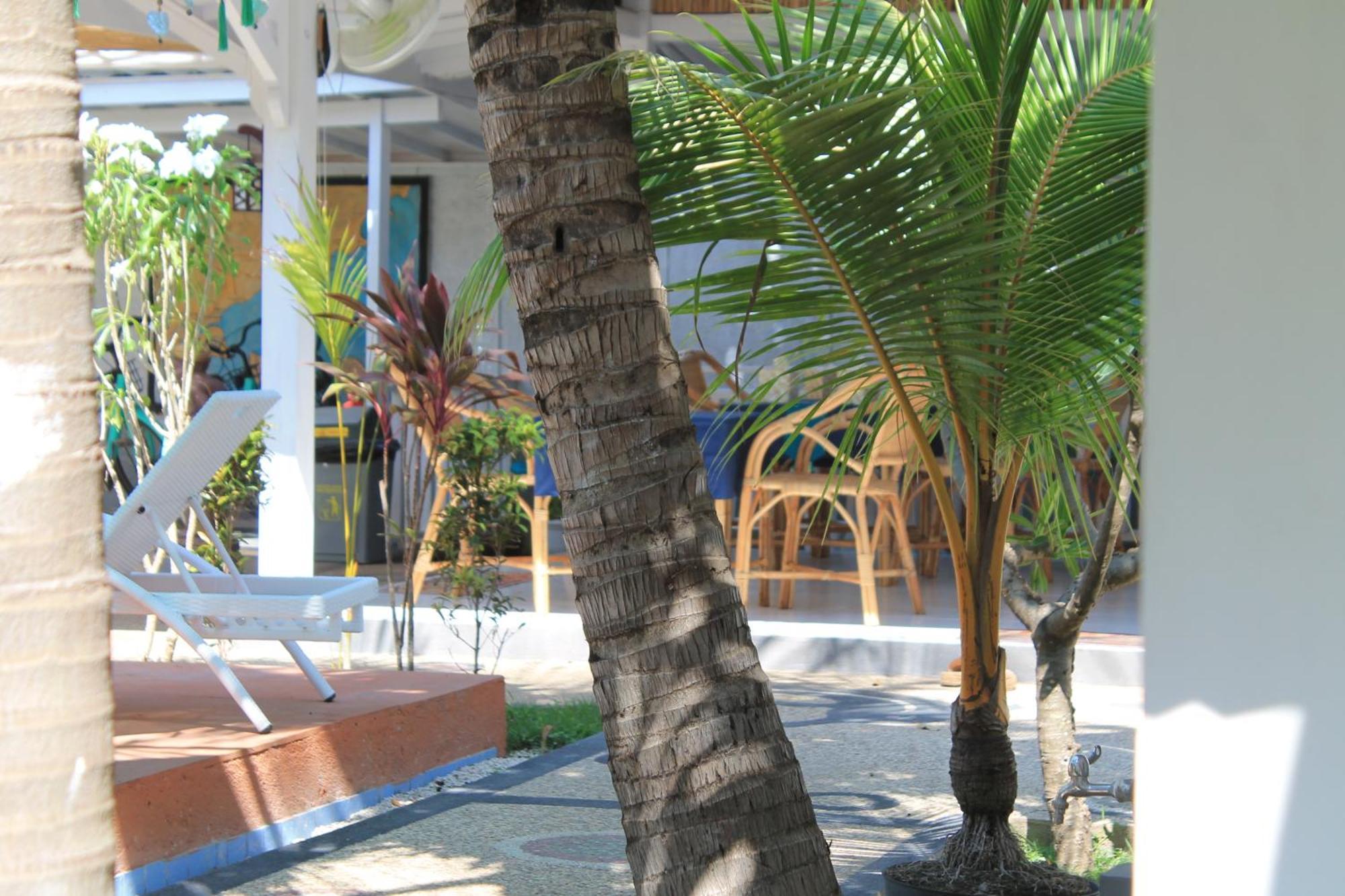 New Balengku Dua Hotel - Adults Only Gili Air Exterior photo